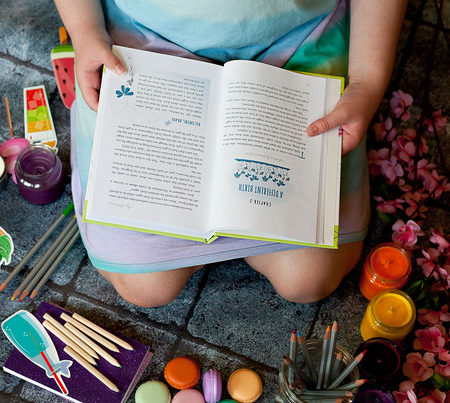 My ten year old has just reached the age where she's wanting to do devotionals on her own, so I was thrilled to receive a free copy of Brave Beauty Finding The Fearless You from Zonderkidz to review.  | Running With Spears #faithgirlz #tweendevotionals #zonderkidz